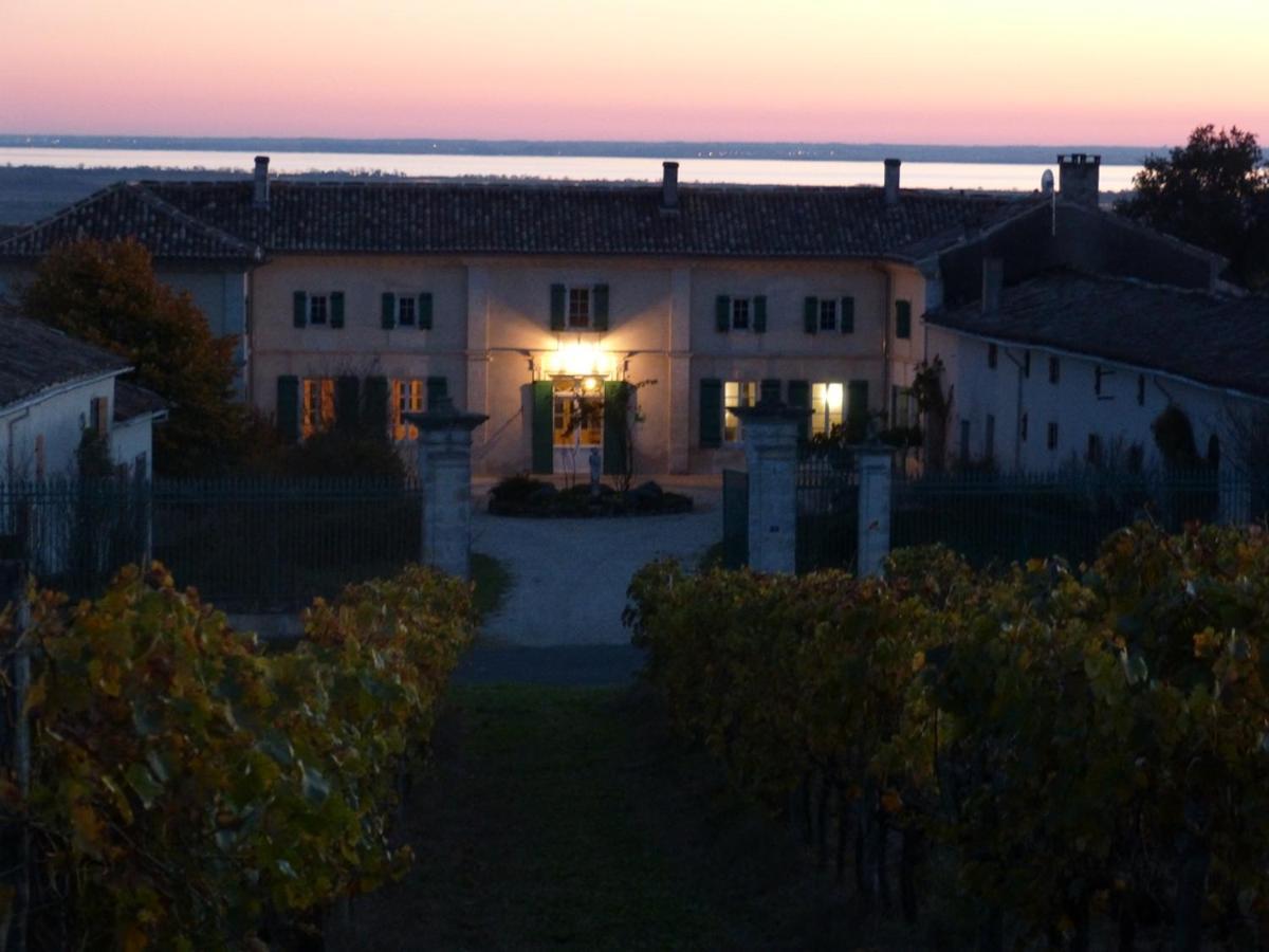 Hotel Domaine De L'Estuaire Saint-Thomas-de-Cônac Esterno foto