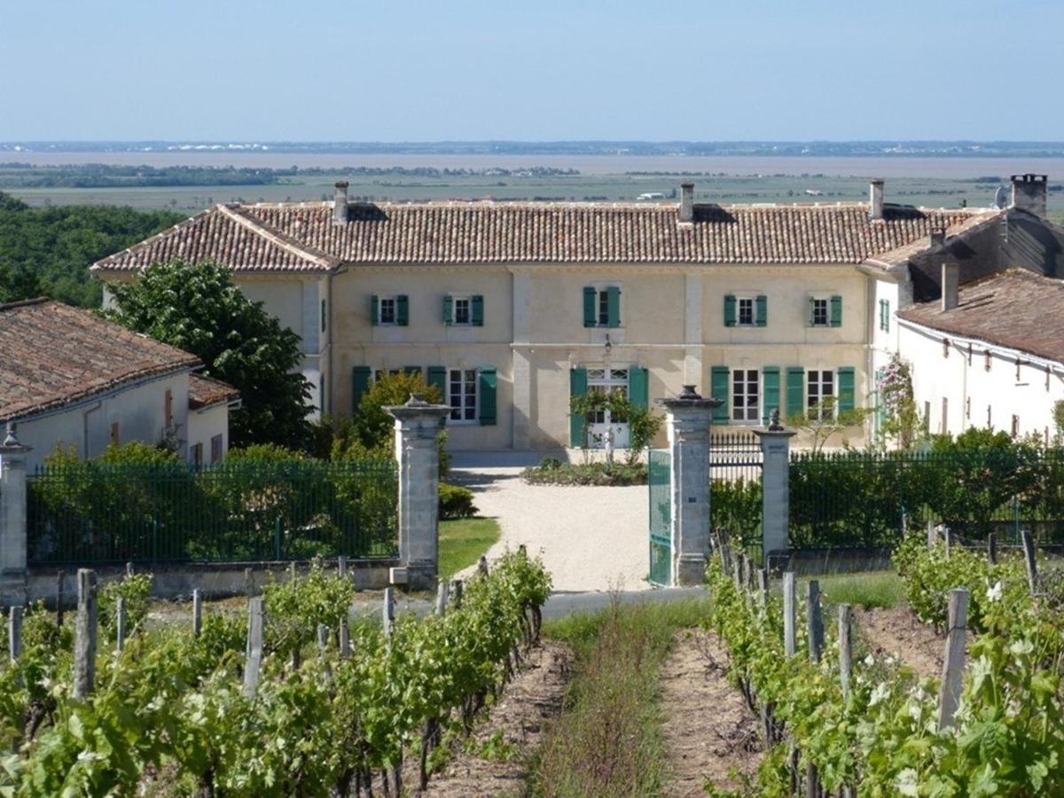 Hotel Domaine De L'Estuaire Saint-Thomas-de-Cônac Esterno foto